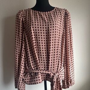 Express Geometric Blouse in Salmon and Maroon